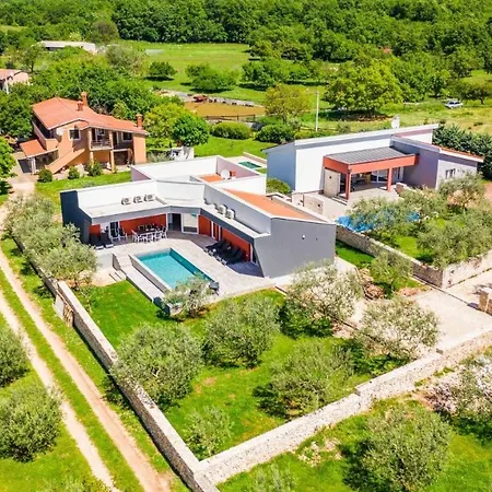 Lm Casa de hóspedes Krnica
