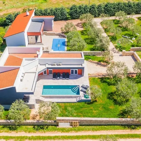 Lm Casa de hóspedes Krnica
