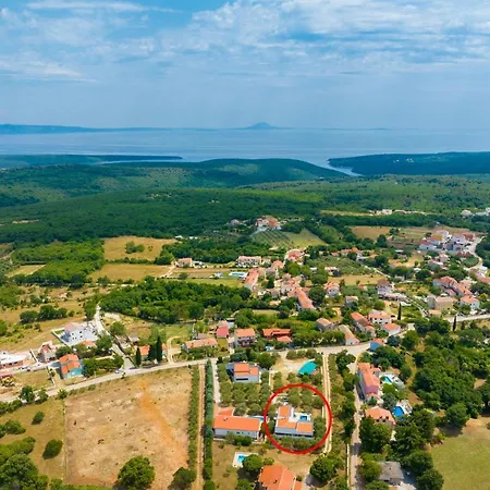 Lm Villa